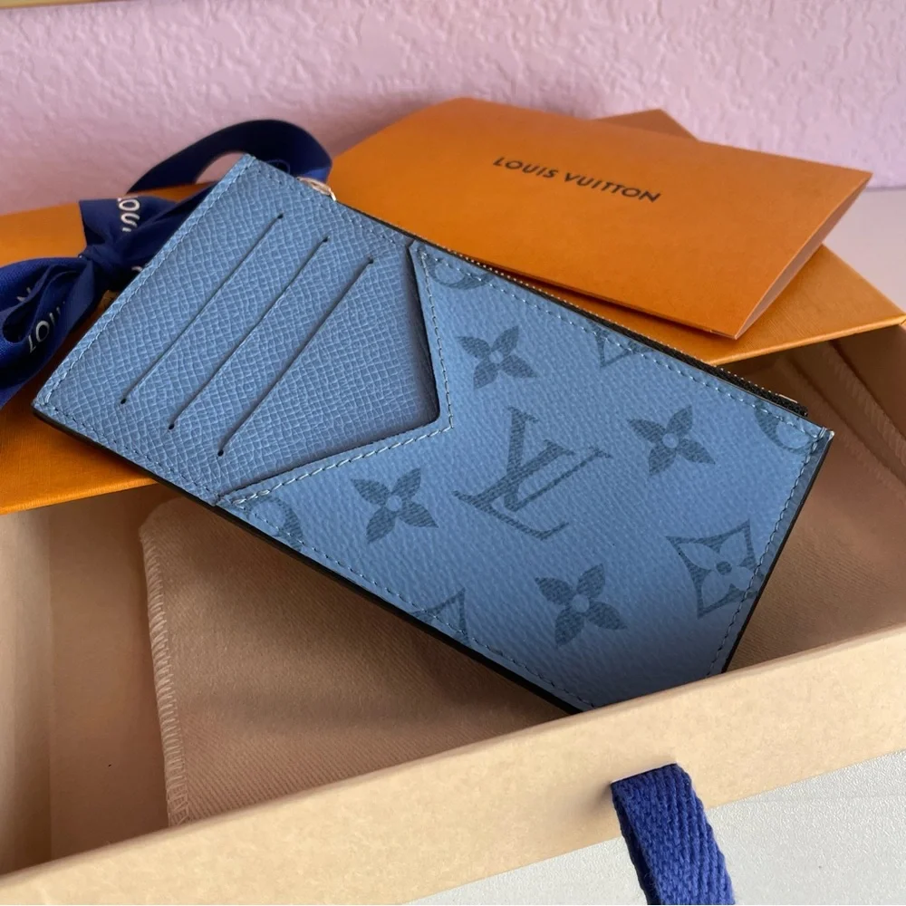 RARE 2020 Ghesquière Taigarama Coin Card Holder Wallet Blue Lagoon